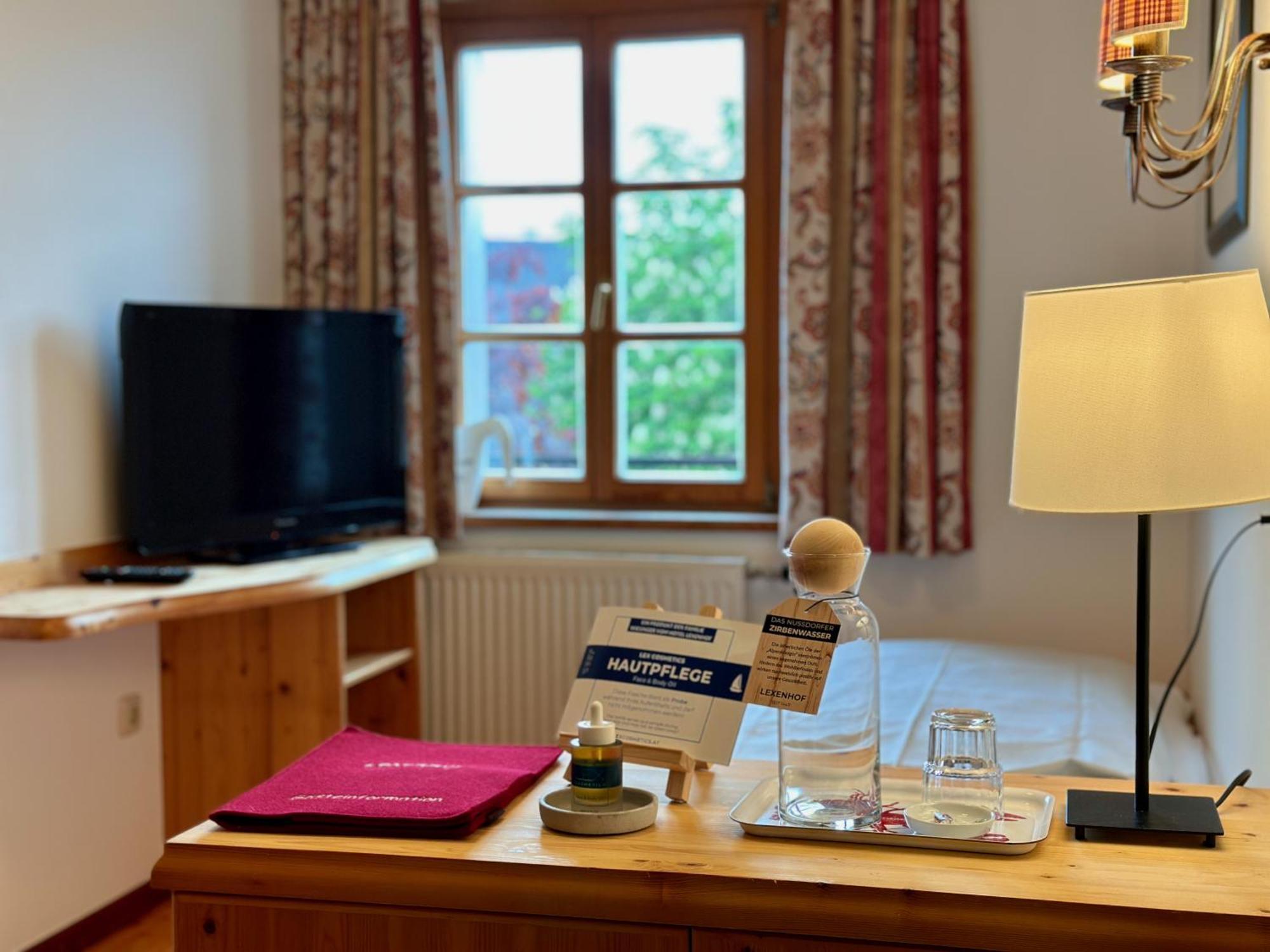 Lexenhof Hotell Nussdorf am Attersee Rom bilde